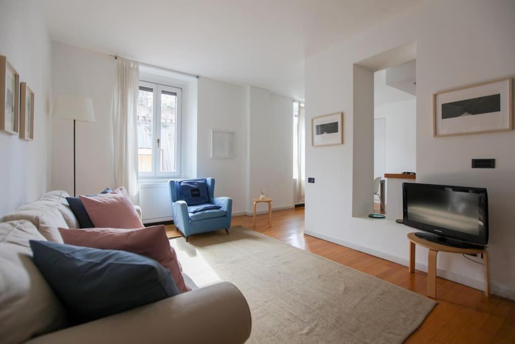 Hacca Collection - Brera & Fashion District - Bright 2Br Apt Milan Exterior photo